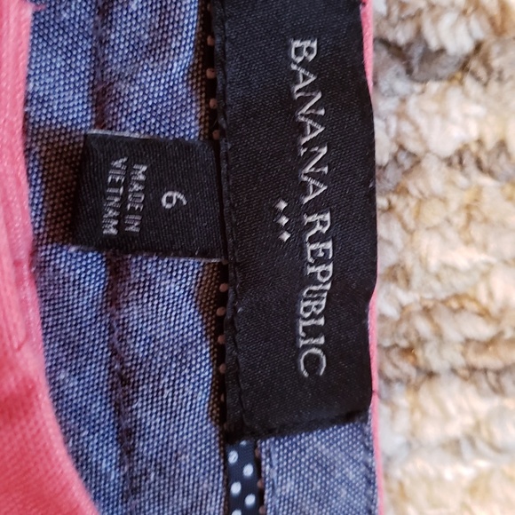 Banana Republic Coral Women's Shorts - Picture 4 of 4